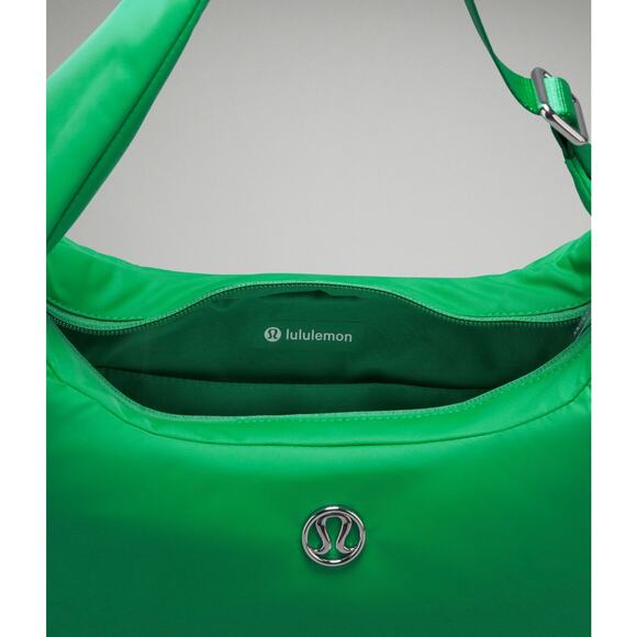 NWT RARE Lululemon Mini Shoulder Bag 4L Green Punch - Picture 5 of 7